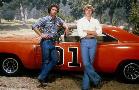 john schneider and tom wopat|‘Dukes of Hazzard’ stars split over General Lee。